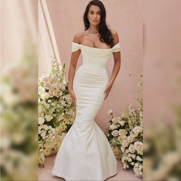 House of CB ‘Antoinette’ Ivory Corset Off Shoulder LIMITED EDITION Bridal GOWN - Picture 4 of 16